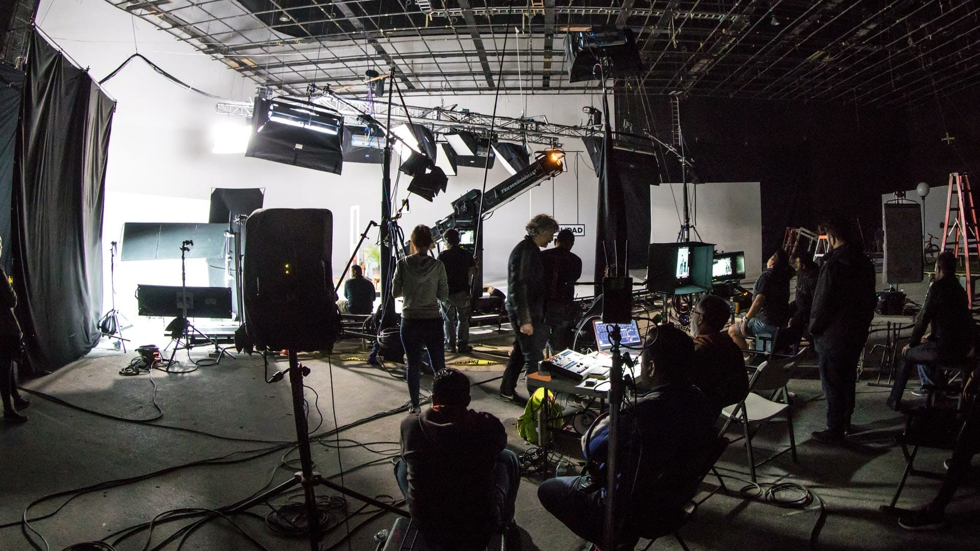 Qué es y qué hace una Casa Productora de Video?